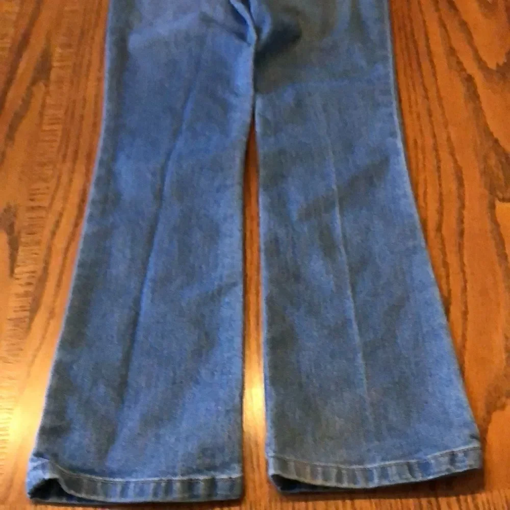 Girls Children’s Place bootcut jeans size 8